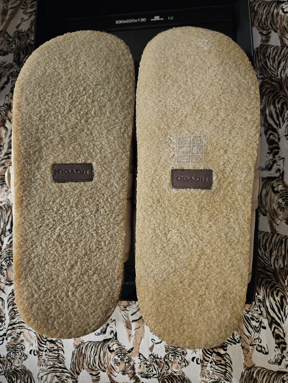 Coach Clogs - Picture 9 of 10